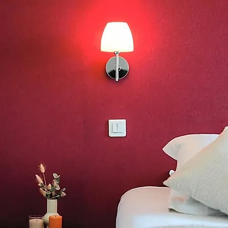 De La Hotel 2*